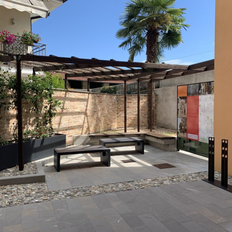 Cliente: Comune di Trivignano Udinese – Categoria: Arredo urbano